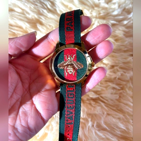 Le Marché des Merveilles Gucci watch - Picture 5 of 9